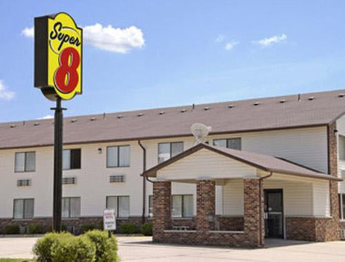 Super 8 By Wyndham Dyersville Экстерьер фото